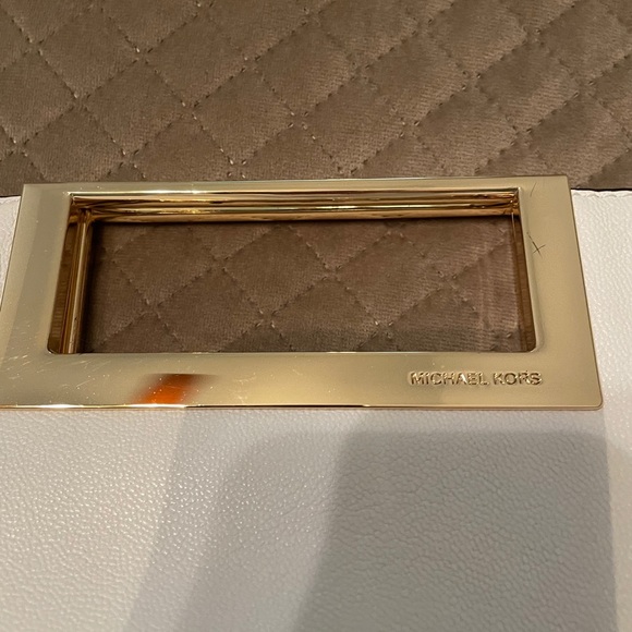 Michael Kors purse - Picture 3 of 7